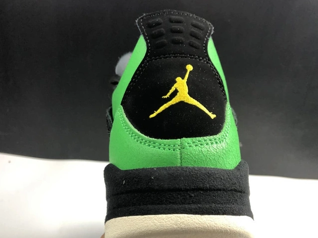 Retro Air AJ4-965234 4 Jordan 0525